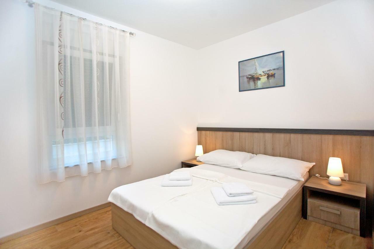 Apartments Maslina II Nijvice Zewnętrze zdjęcie