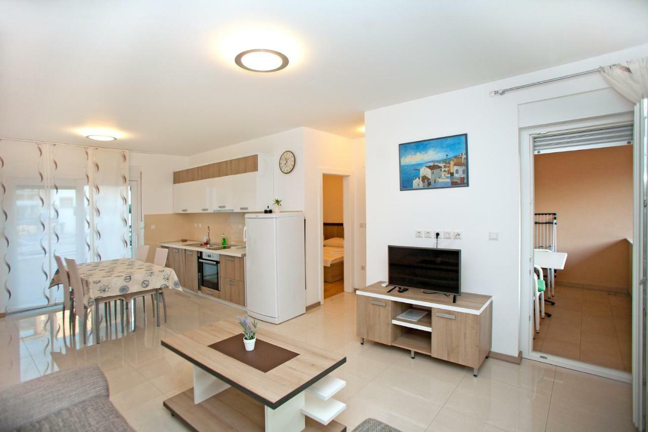 Apartments Maslina II Nijvice Zewnętrze zdjęcie