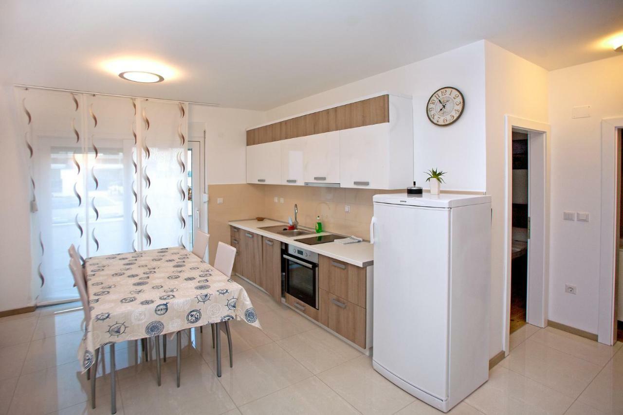 Apartments Maslina II Nijvice Zewnętrze zdjęcie