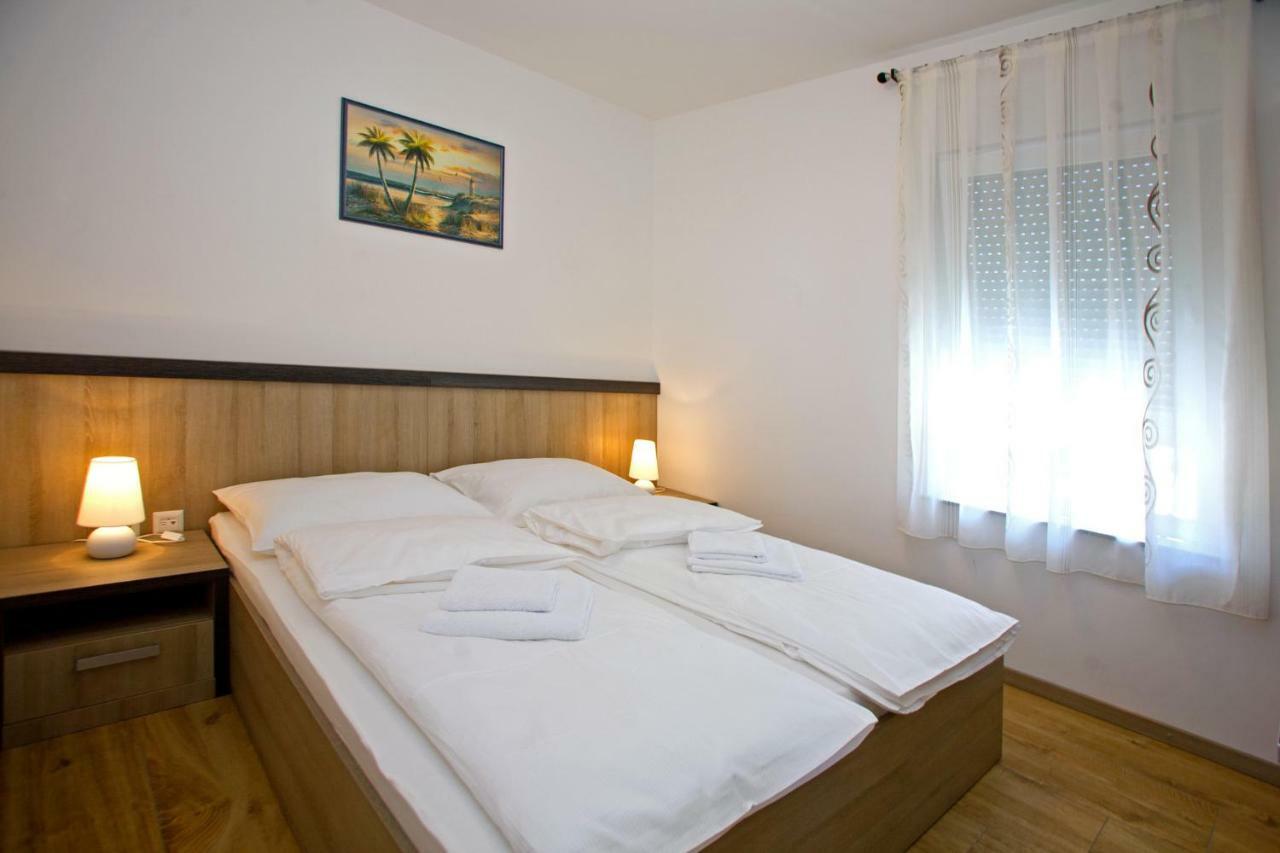 Apartments Maslina II Nijvice Zewnętrze zdjęcie